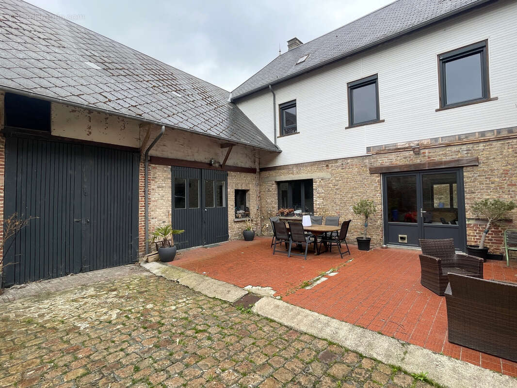 Maison à FLIXECOURT
