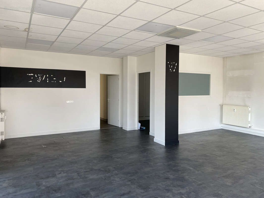 Commerce à BRIVE-LA-GAILLARDE