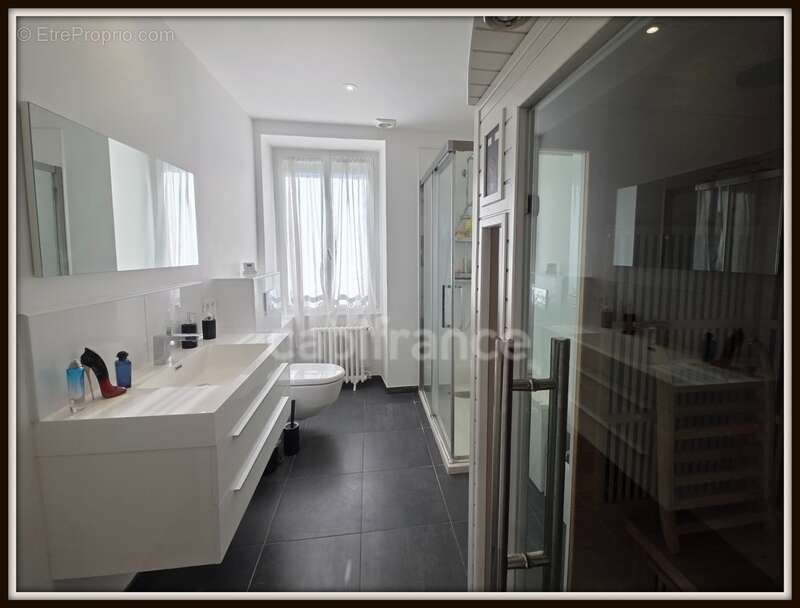 Maison à VARENNES-CHANGY