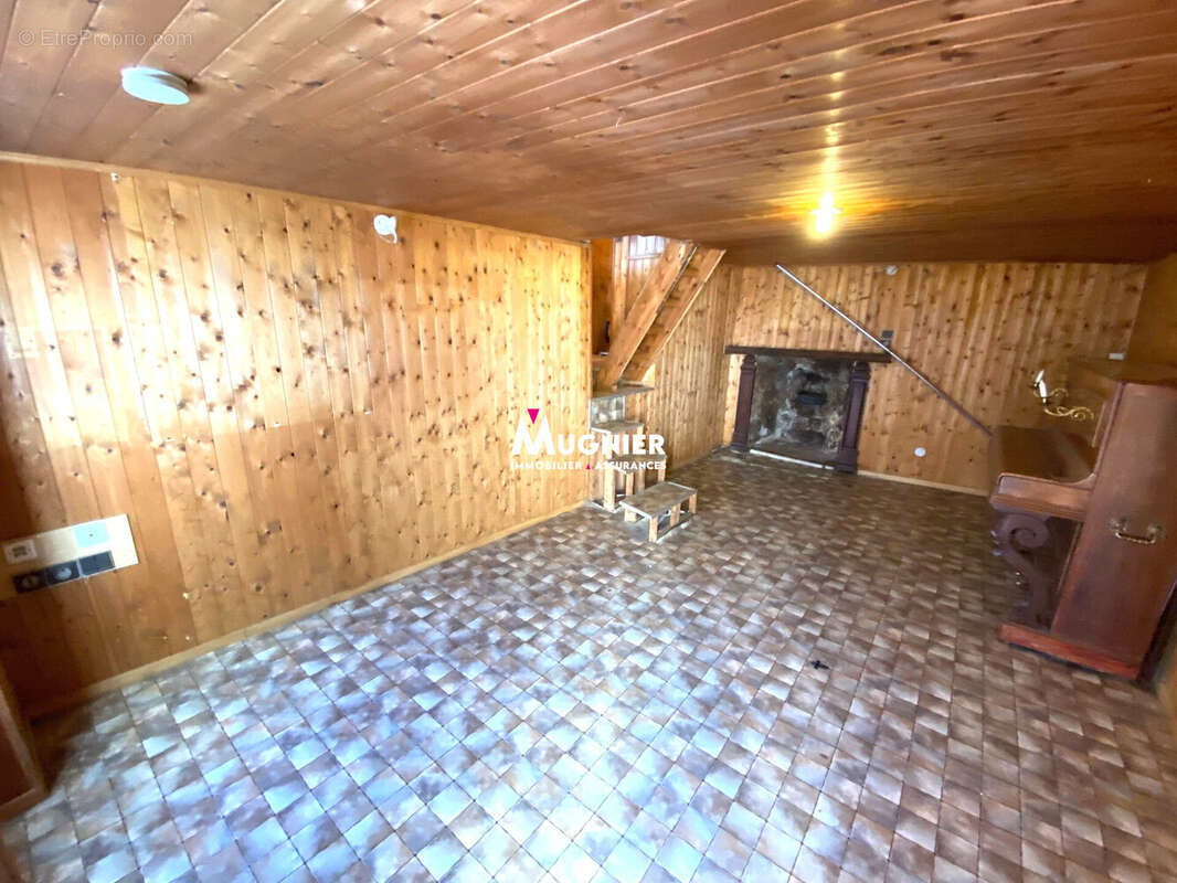 Maison 240 m² à Taninges  - photo 9