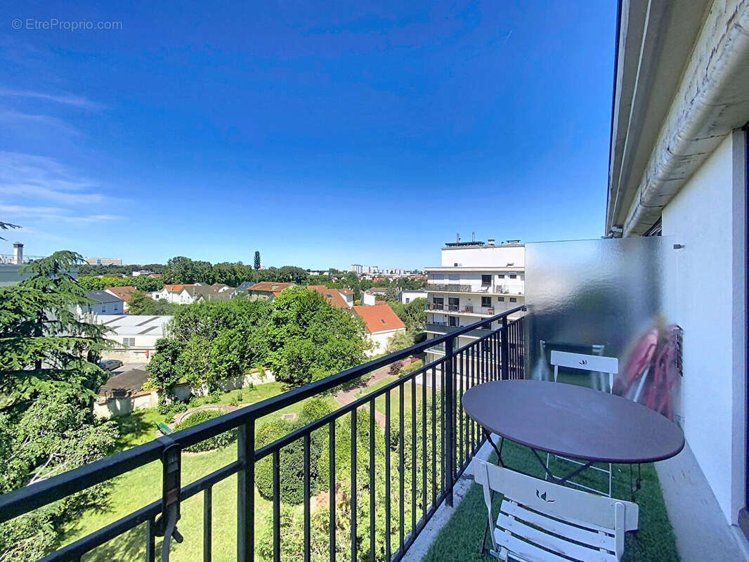 Appartement à SAINT-MAUR-DES-FOSSES