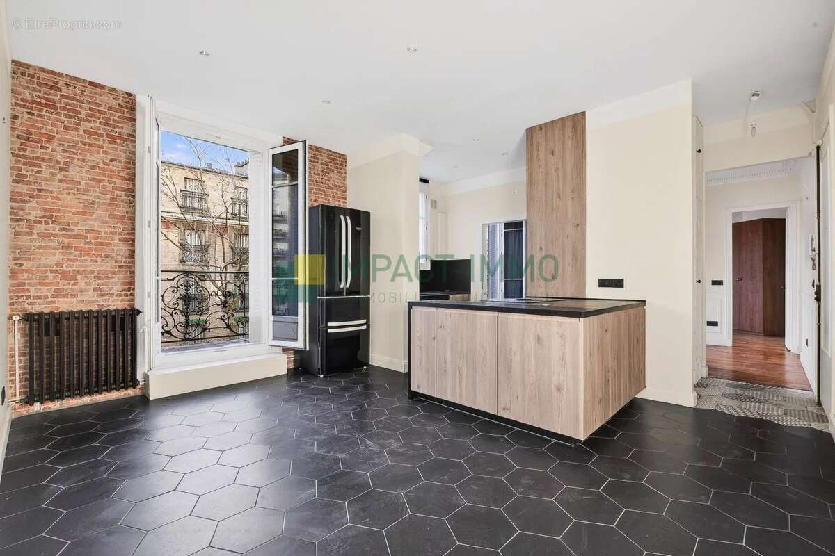 Appartement à CLICHY