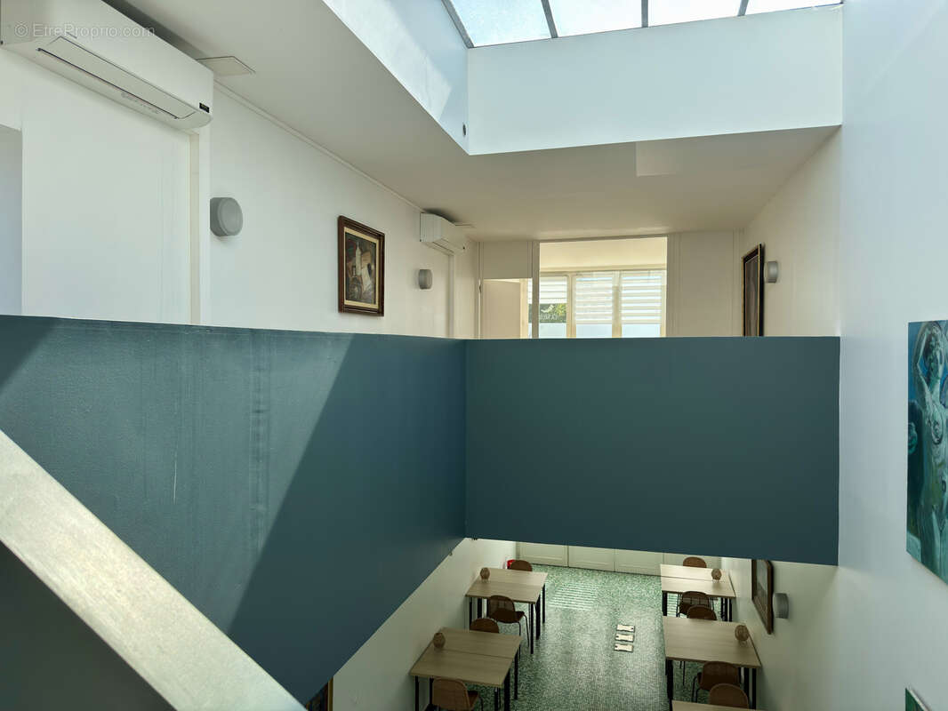 Local professionnel 140 m2 - photo 8
