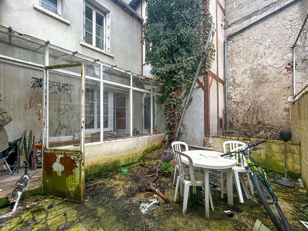 Maison à SELLES-SUR-CHER