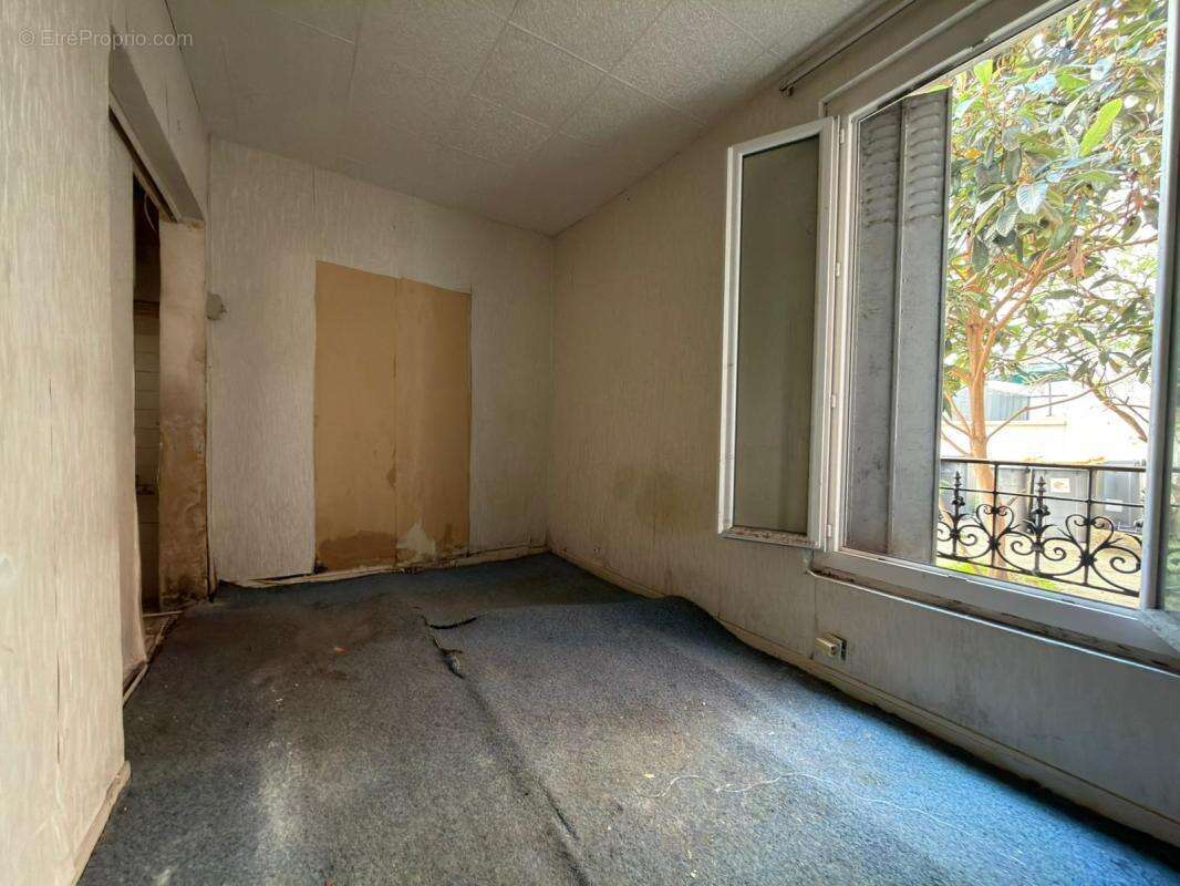 Appartement à SURESNES