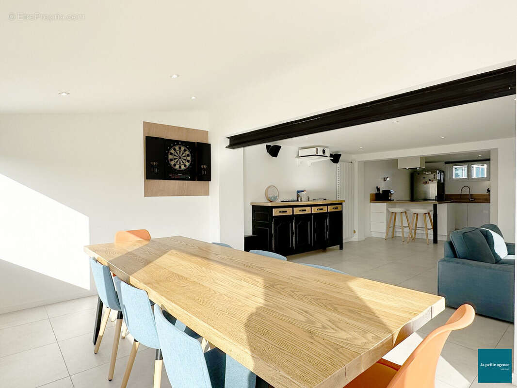 Maison à QUERQUEVILLE