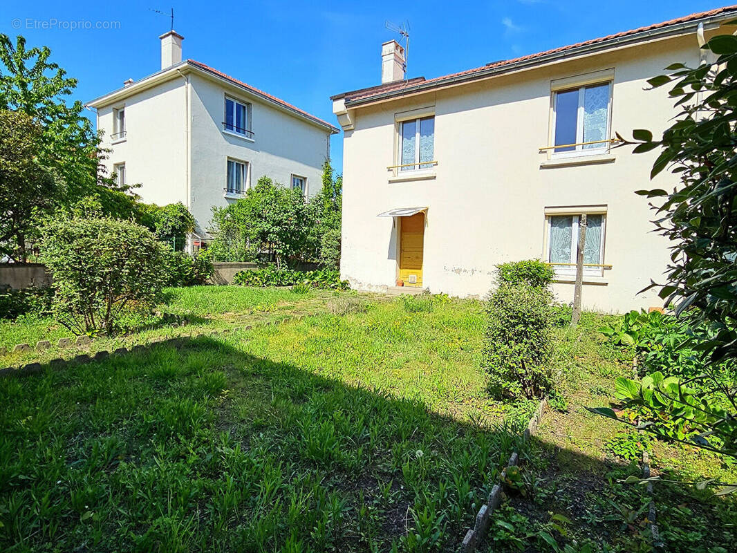 Maison à CLERMONT-FERRAND