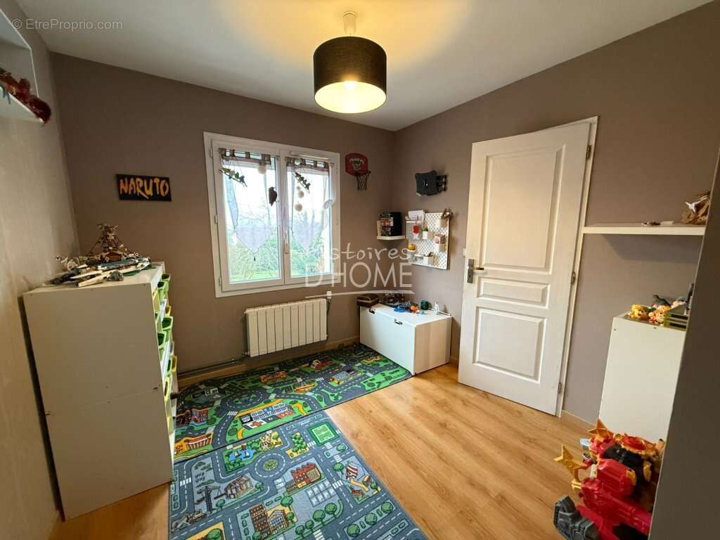 Maison à FAREMOUTIERS