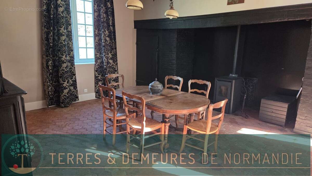 Maison à ILLOIS