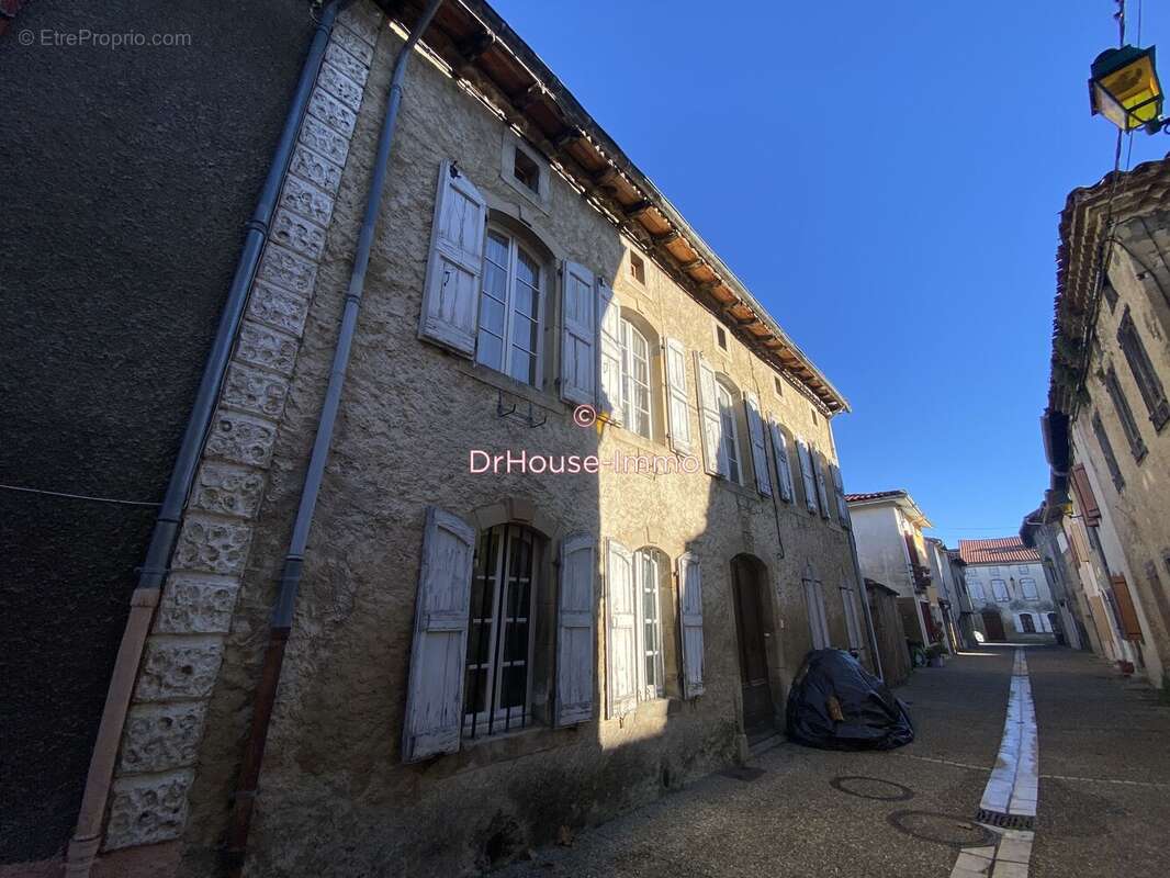 Maison à SABARAT