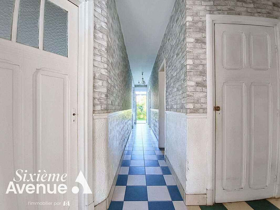 EXCLUSIVITE appartement avec un jardin en coeur de ville , - photo 3