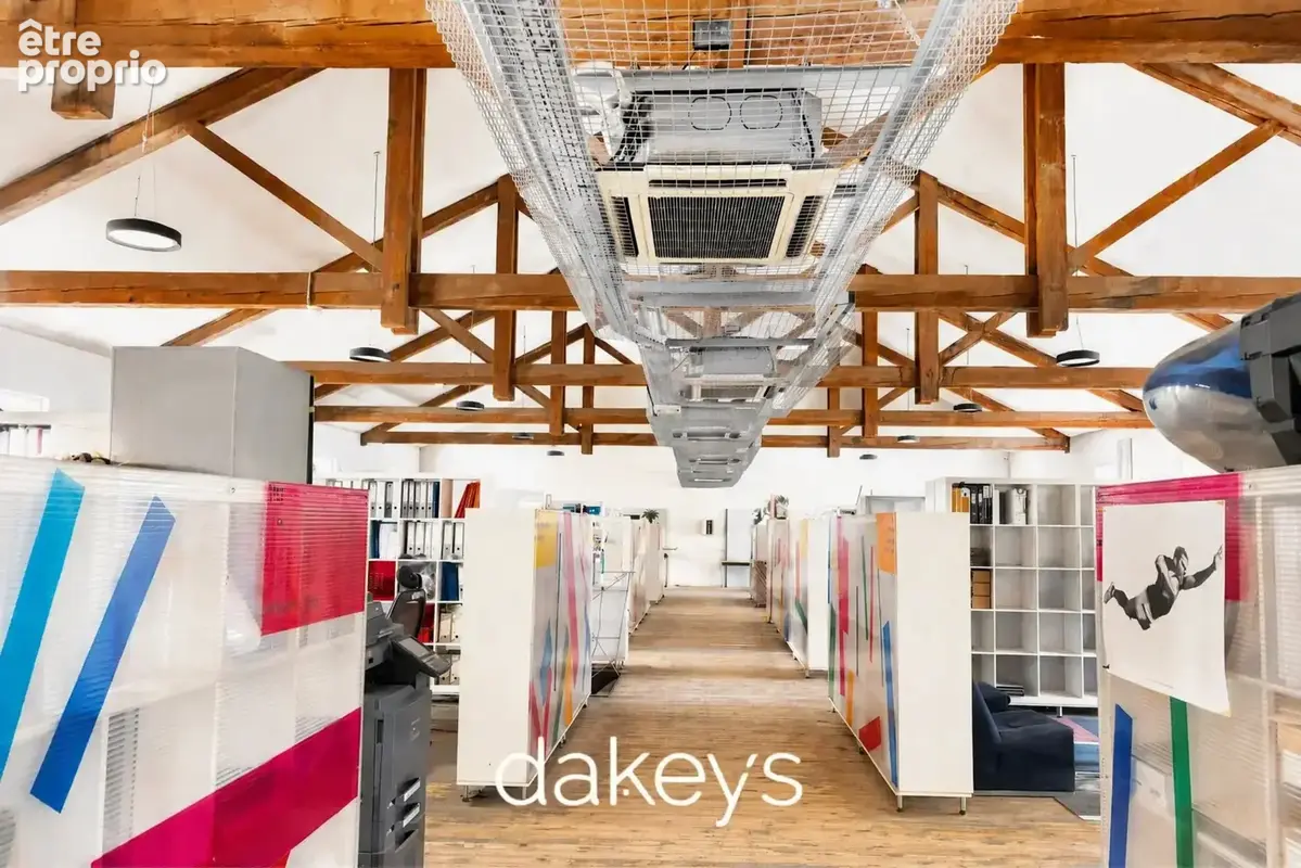 Immeuble de bureaux - garage - quartier euromed - 1230m² - photo 2