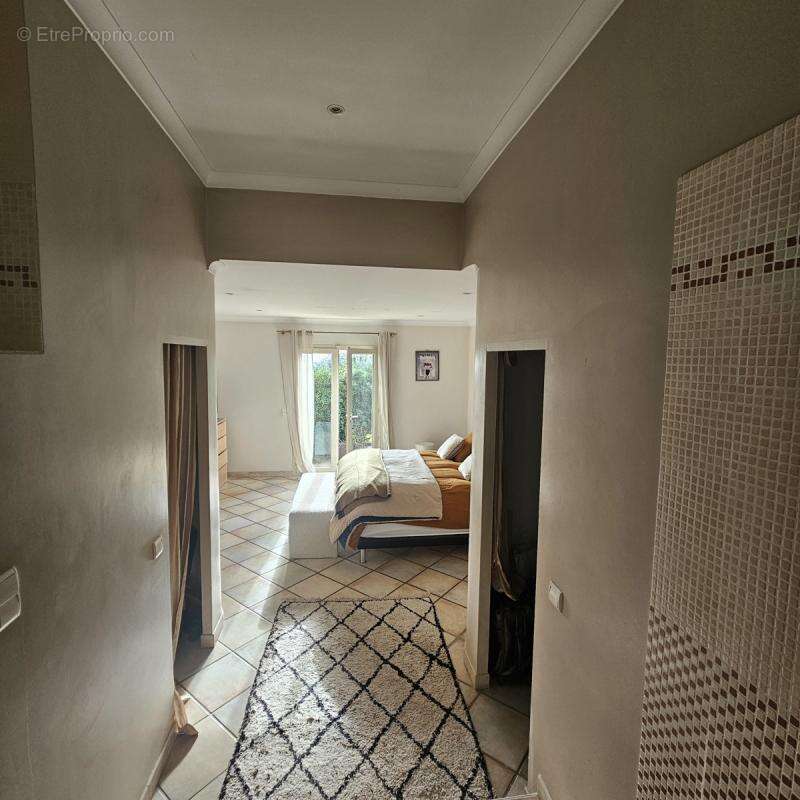 Maison à BELLEGARDE