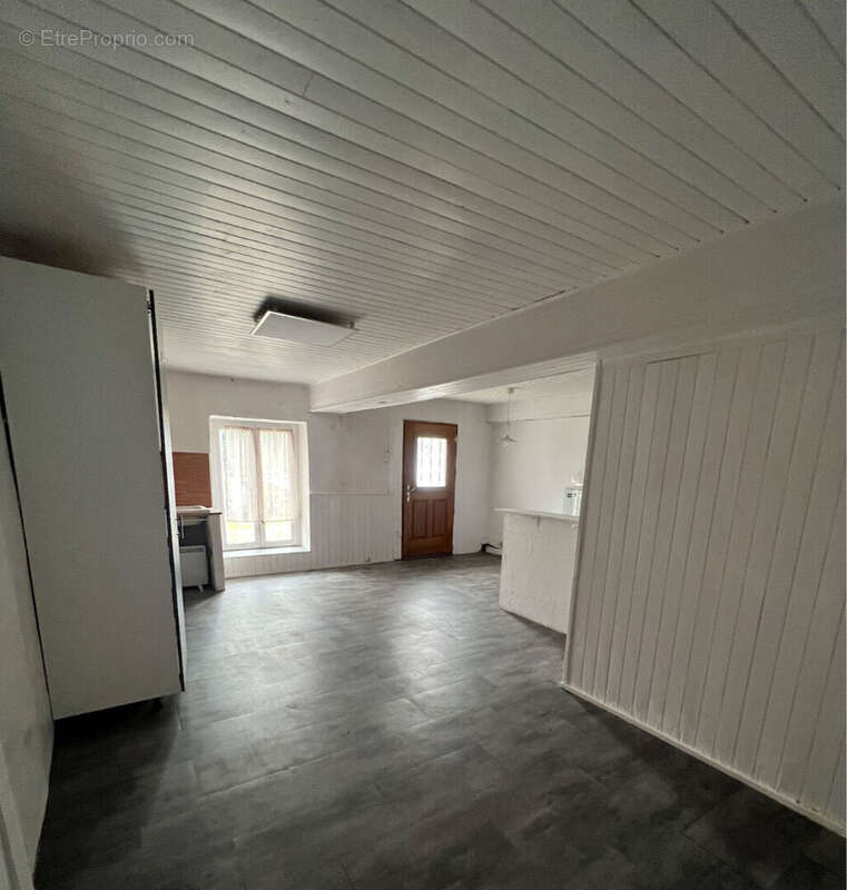 Maison à SAINT-PRIEST