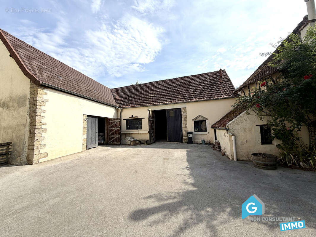 Maison 143 m² à Demigny  - photo 7