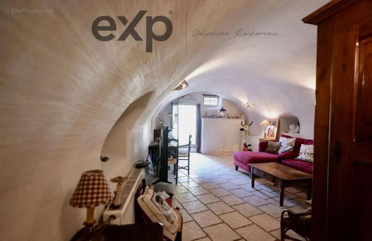 Maison à MENTHON-SAINT-BERNARD