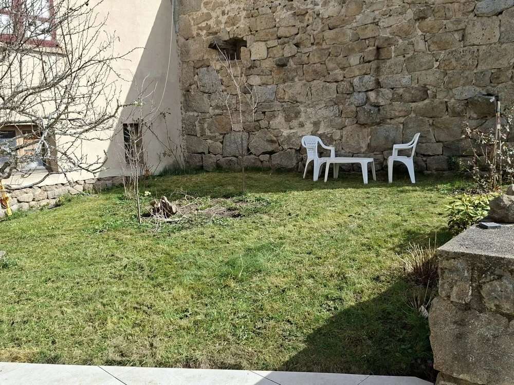 Maison à LE CHAMBON-SUR-LIGNON