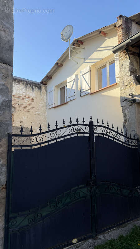 Maison à DAMAZAN