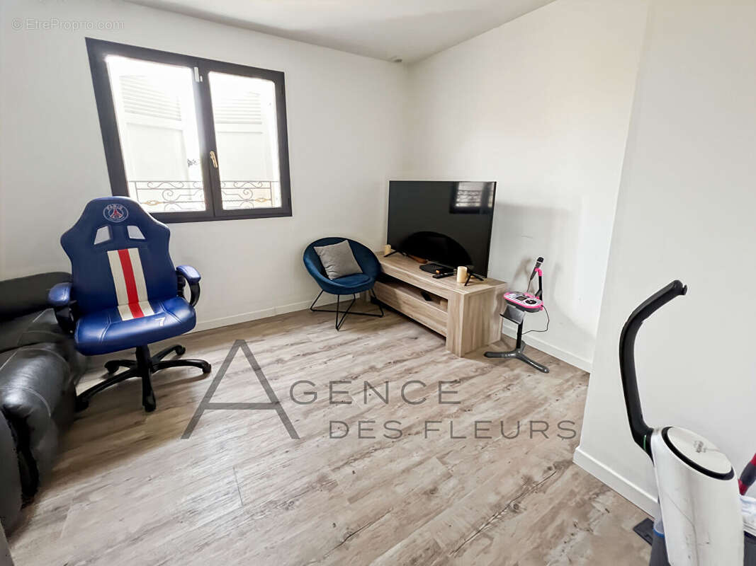 Maison  6 pièce(s) 150 m2 - photo 13