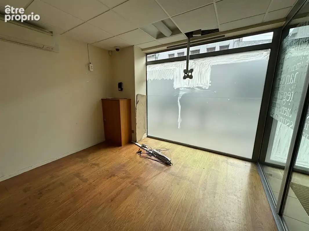 Immeuble Nesle 7 pièce(s) 110 m2 - photo 3
