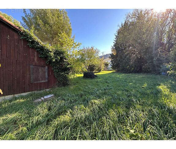 Terrain à LA PENNE-SUR-HUVEAUNE