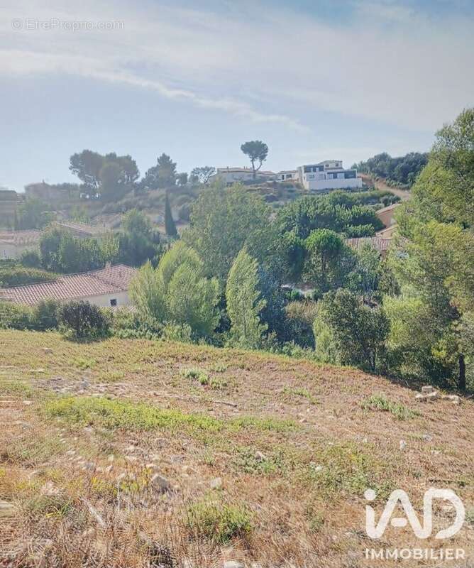 Terrain 596 m² à Comps  - photo 5