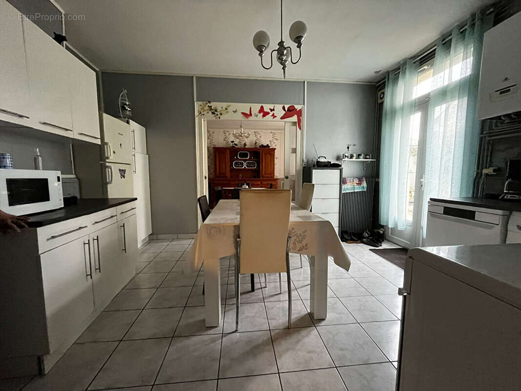 Maison à CHATELLERAULT