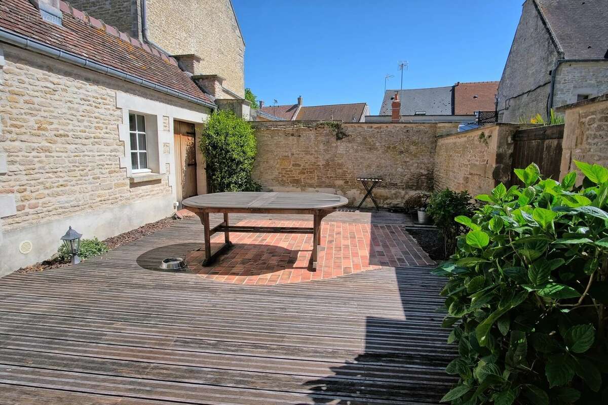 Maison à BERNIERES-SUR-MER