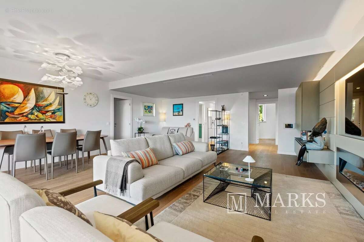 Appartement de luxe à 2 chambres avec grande terrasse et vue sur la mer - photo 16