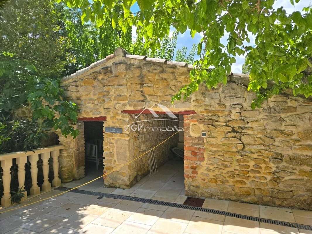 Maison à ALLEGRE-LES-FUMADES