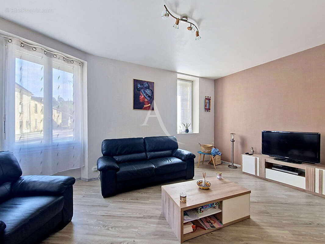 Maison Concourson sur Layon 5 pièce(s) 155 m2 - photo 8