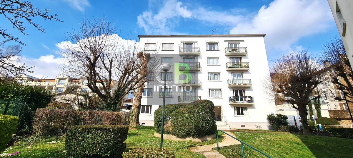 Appartement à GARCHES