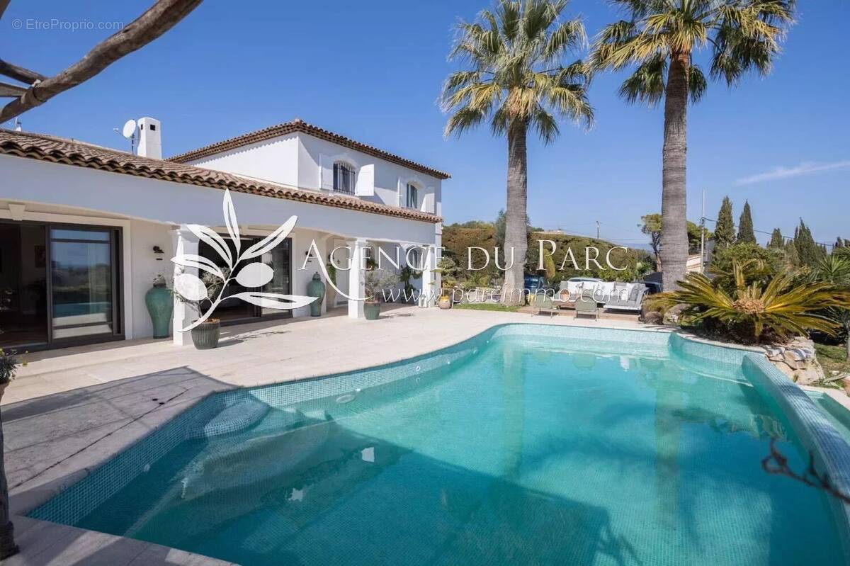Maison à ANTIBES