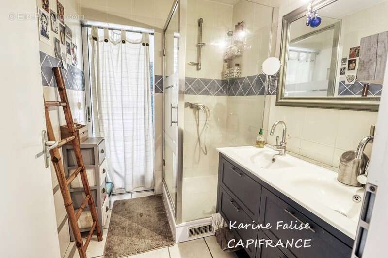 Appartement à SAINTE-LUCE