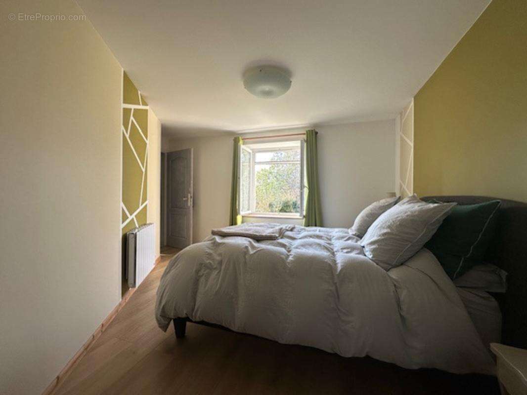 AUBIGNY-LES CLOUZEAUX, Longère 156 m², dépendance, 3569 m² terrain - photo 10