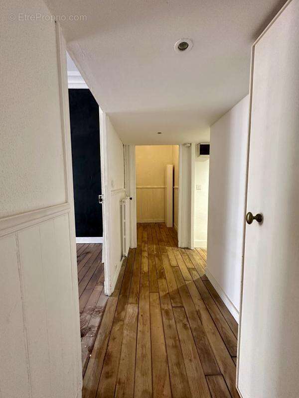 Grand appartement hyper centre avec cave et grenier - photo 5