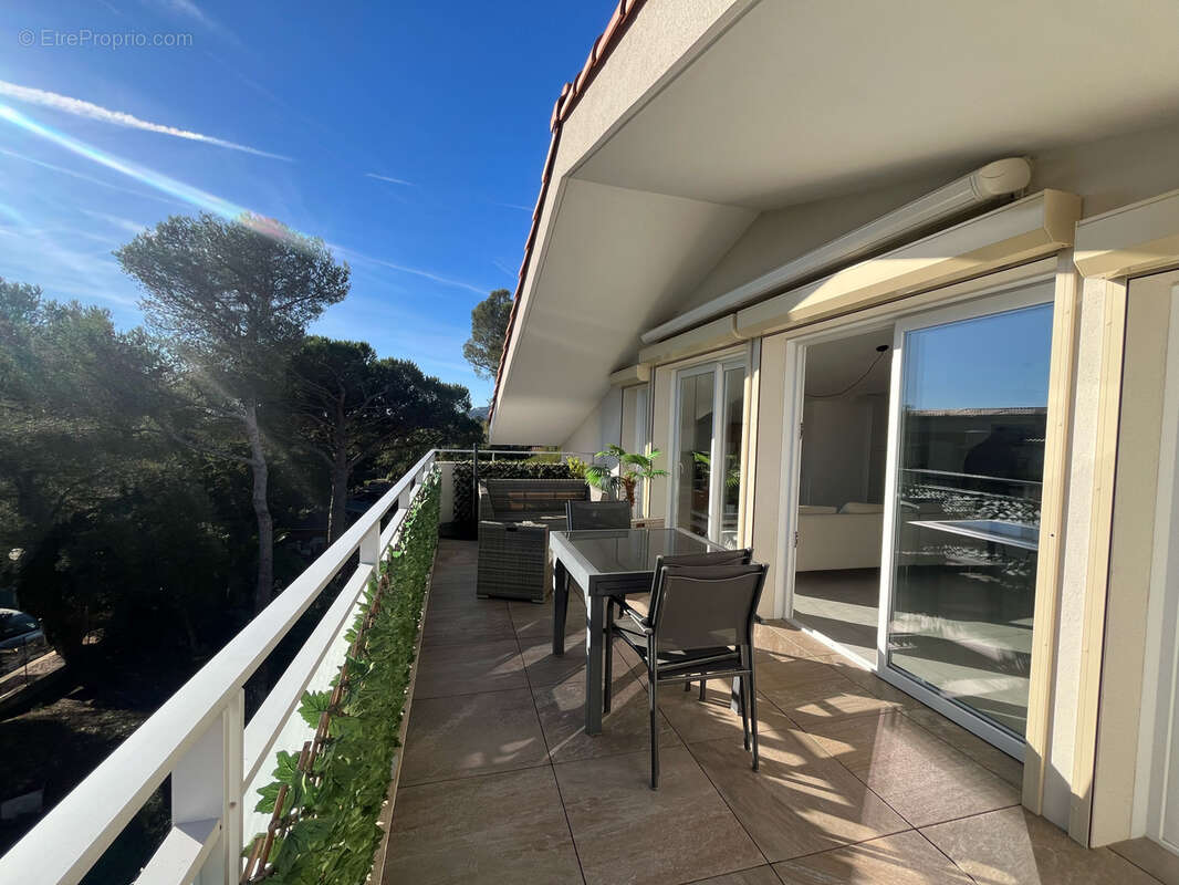 Appartement à FREJUS