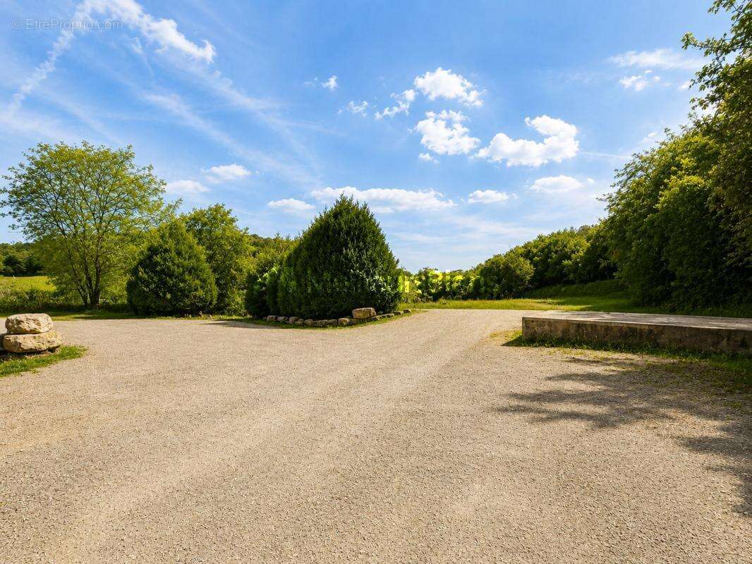 Ensemble immobilier à Grattery sur 2,3Ha de terrain - photo 12