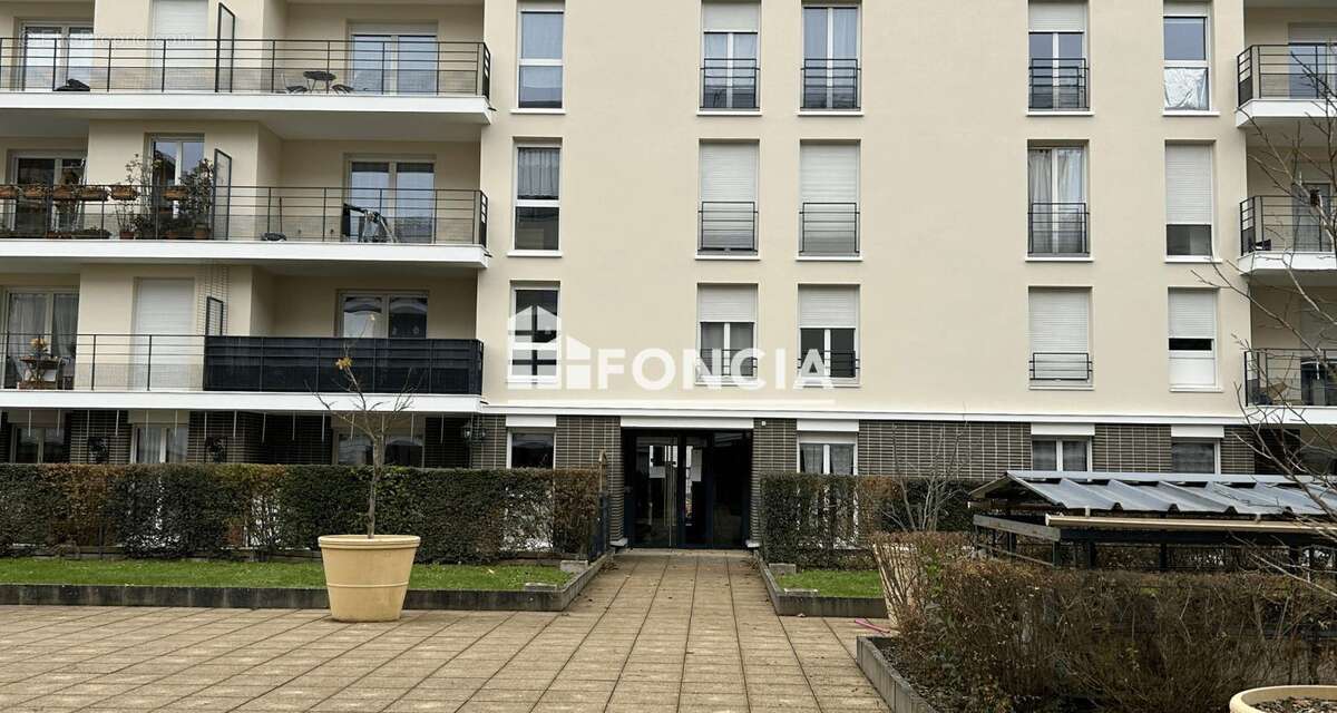 Appartement à LUCE