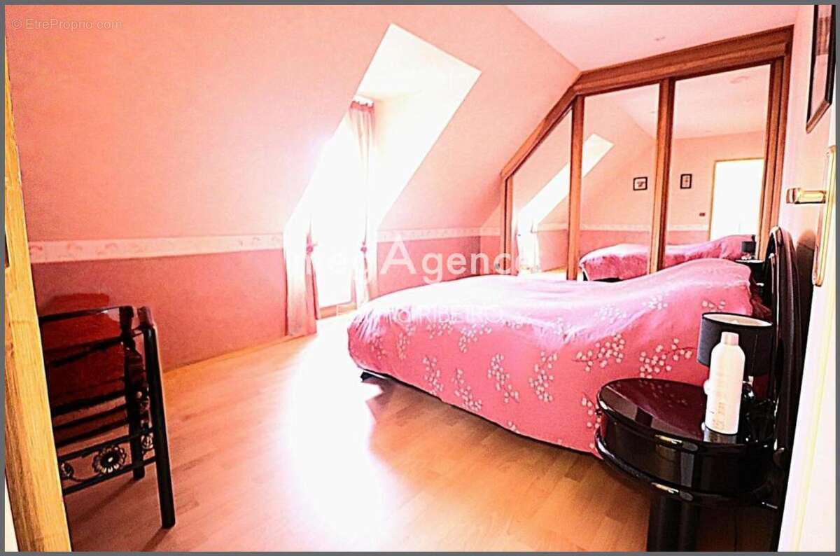 Maison à ROZAY-EN-BRIE