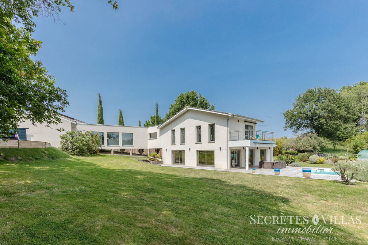 Maison à FARGUES-SAINT-HILAIRE