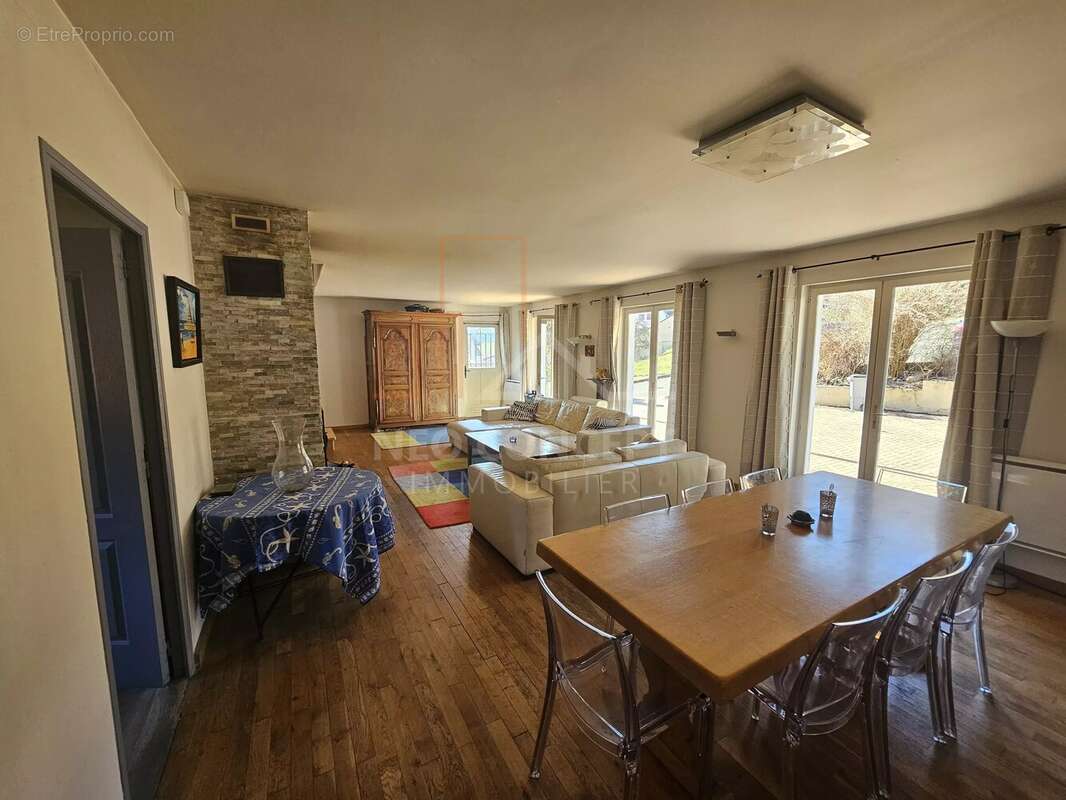 Maison à LE HOHWALD