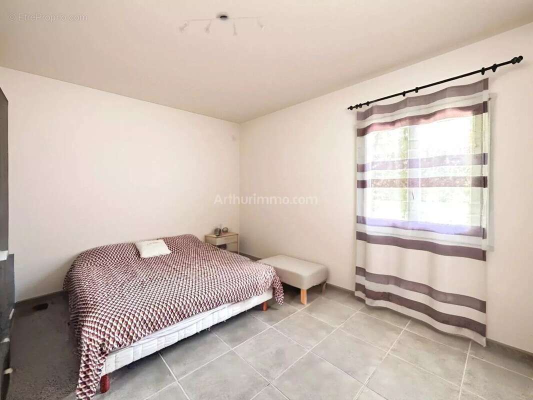 Appartement à SARROLA-CARCOPINO