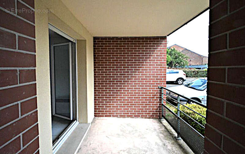 Dpt Nord (59), à vendre CAMBRAI appartement T2 - 43 m² - RDC - photo 2