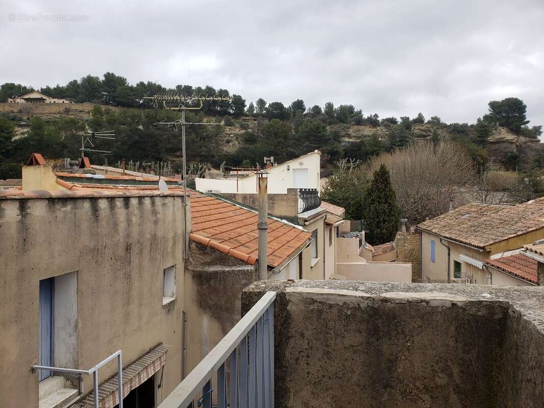 Appartement à SAINT-CHAMAS