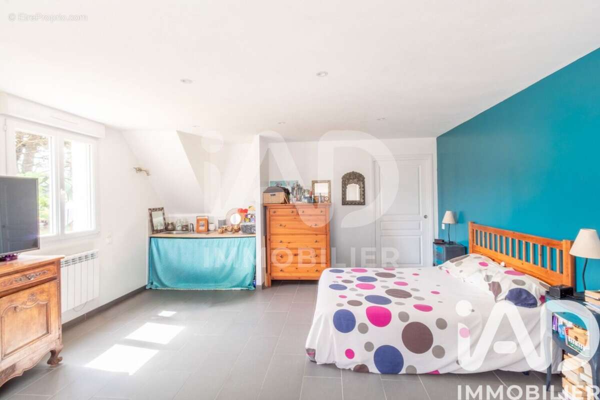 Maison 236 m² à Chatenoy  - photo 5
