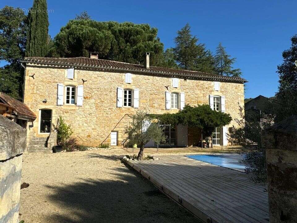Maison à VIRE-SUR-LOT