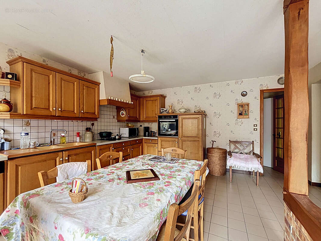 Maison Mouilleron 5 pièce(s) 158 m2 - photo 6