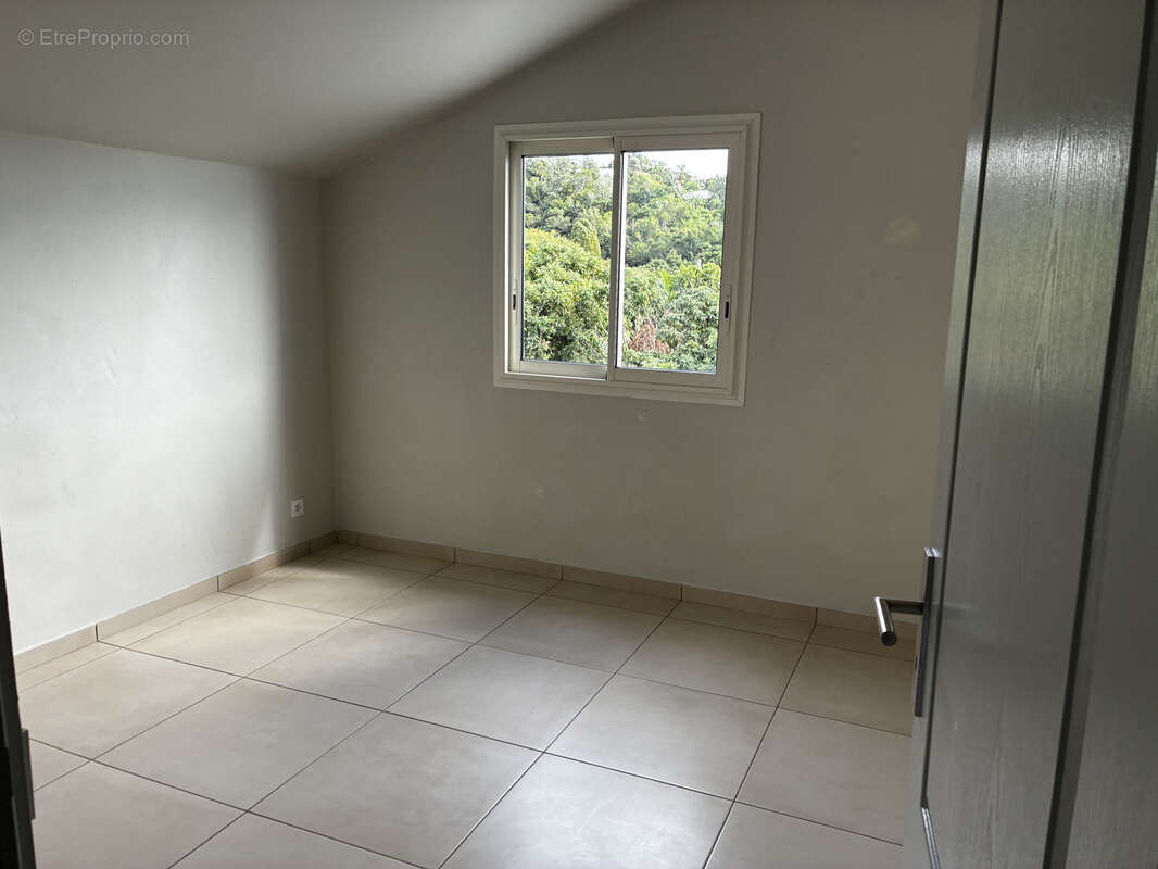 Maison à SAINT-DENIS