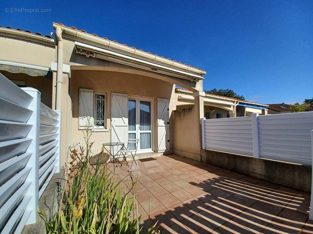 Maison à MESCHERS-SUR-GIRONDE